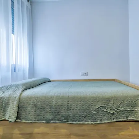 Apartmán Apto Ronda De Tejares & Centro *